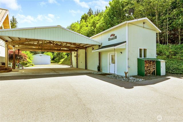 3280 Dabob Road, Quilcene, WA 98376