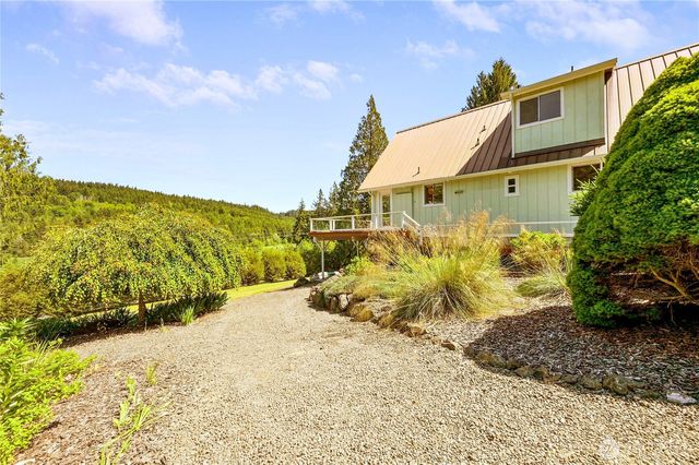 3280 Dabob Road, Quilcene, WA 98376
