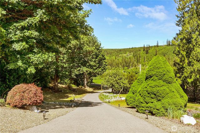 3280 Dabob Road, Quilcene, WA 98376
