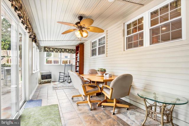 801 VALLEY RD, Warminster, PA 18974