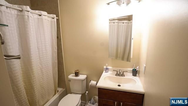 1806 Faulkner Court, Mahwah, NJ 07430