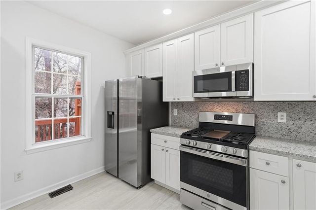 3349 Lathenview Court, Alpharetta, GA 30004