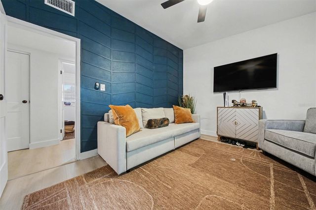 1026 S LAKEMONT AVENUE, Winter Park, FL 32792