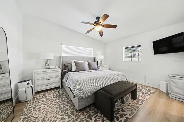 1026 S LAKEMONT AVENUE, Winter Park, FL 32792