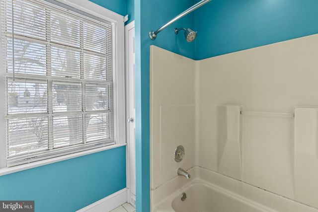 318 N PRESIDENT AVE, Lancaster, PA 17603