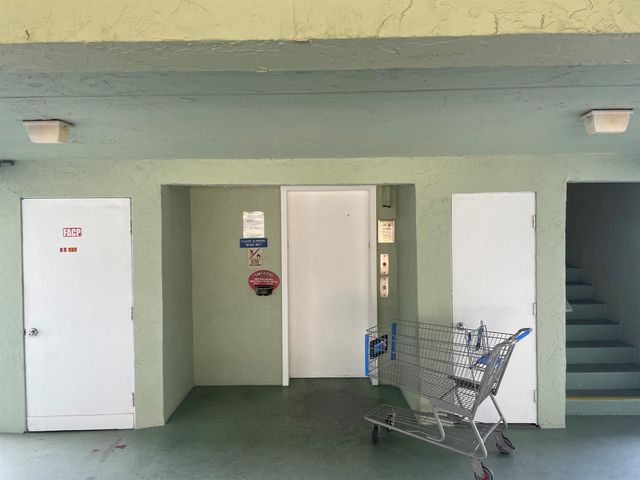 3300 Springdale Boulevard 201, Palm Springs, FL 33461