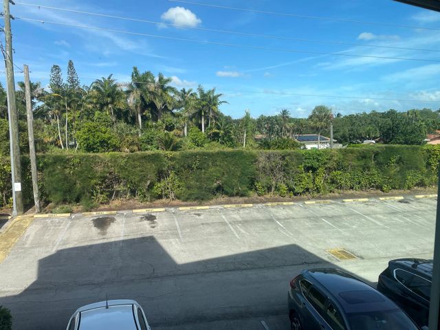 3300 Springdale Boulevard 201, Palm Springs, FL 33461