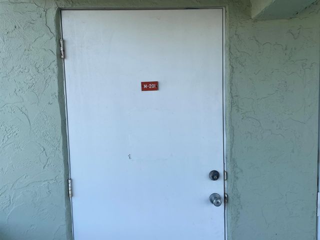 3300 Springdale Boulevard 201, Palm Springs, FL 33461