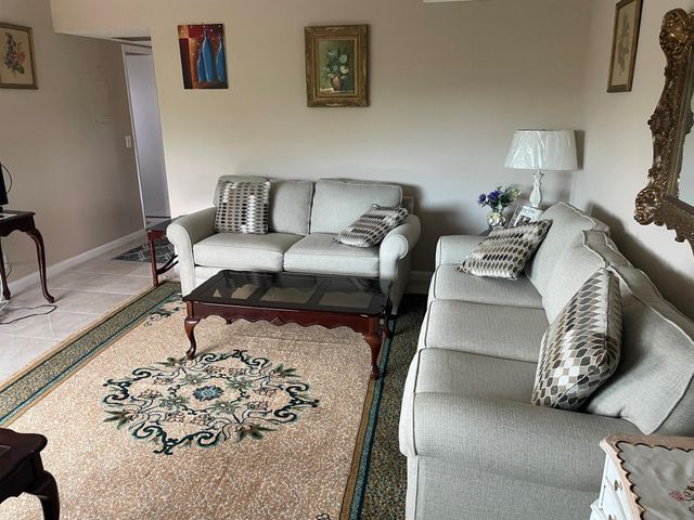 3300 Springdale Boulevard 201, Palm Springs, FL 33461