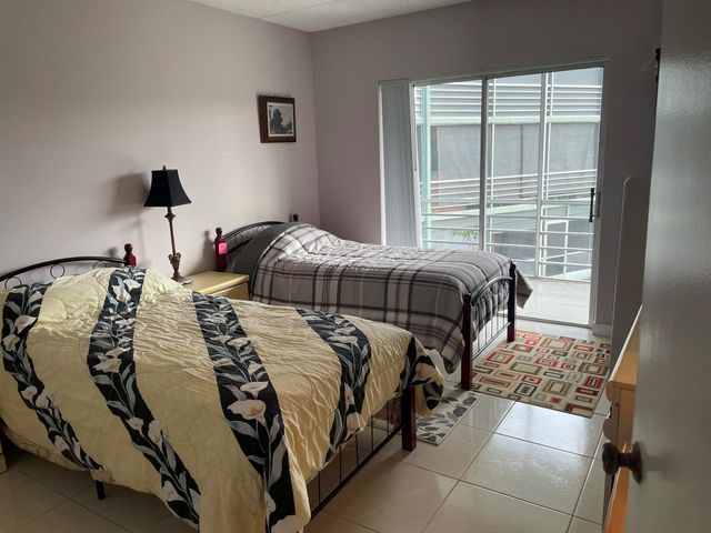 3300 Springdale Boulevard 201, Palm Springs, FL 33461