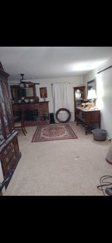 4351 Maple Street, Galesburg, IL 61401