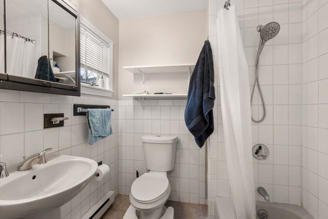 50 Hammond St 2, Waltham, MA 02451