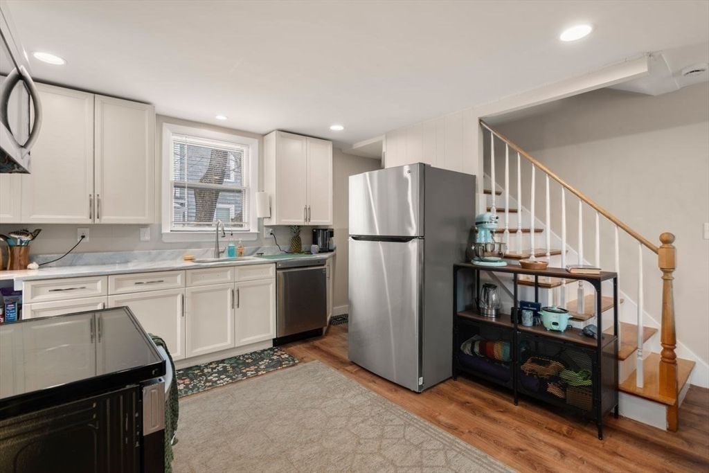 50 Hammond St 2, Waltham, MA 02451