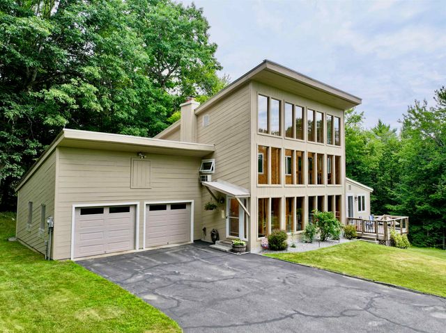 42 Thorndike Road, Weare, NH 03281