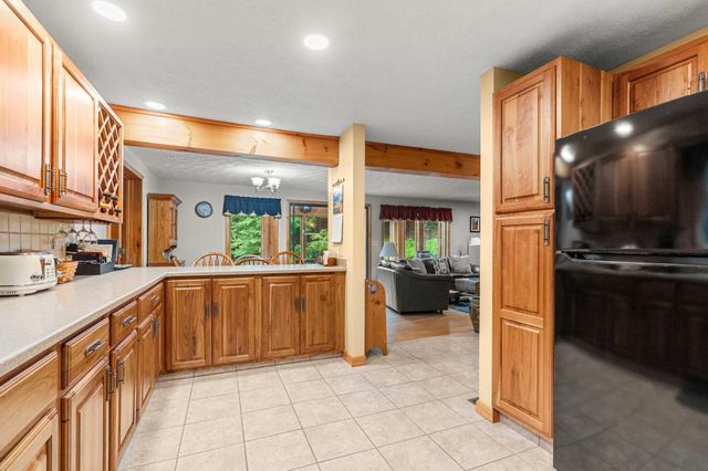 42 Thorndike Road, Weare, NH 03281
