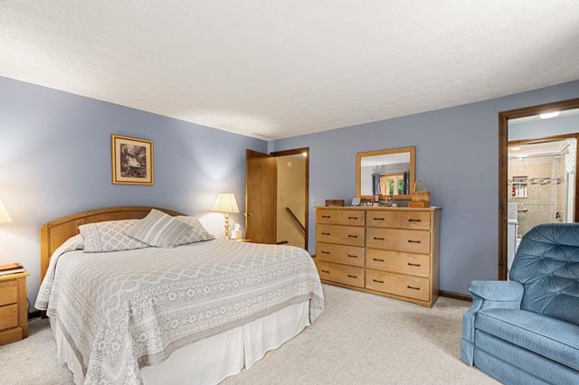 42 Thorndike Road, Weare, NH 03281