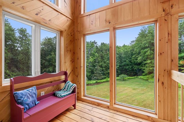 42 Thorndike Road, Weare, NH 03281