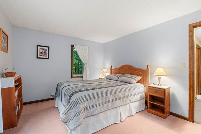 42 Thorndike Road, Weare, NH 03281