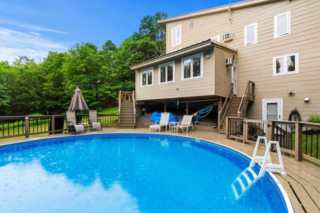 42 Thorndike Road, Weare, NH 03281