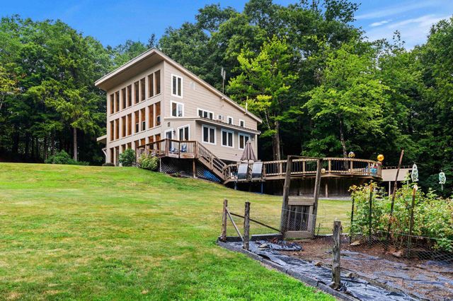 42 Thorndike Road, Weare, NH 03281