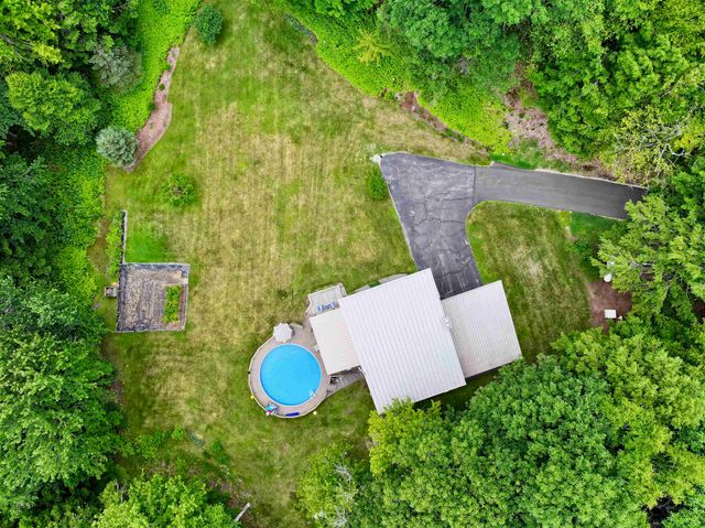 42 Thorndike Road, Weare, NH 03281
