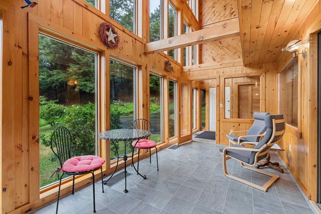 42 Thorndike Road, Weare, NH 03281