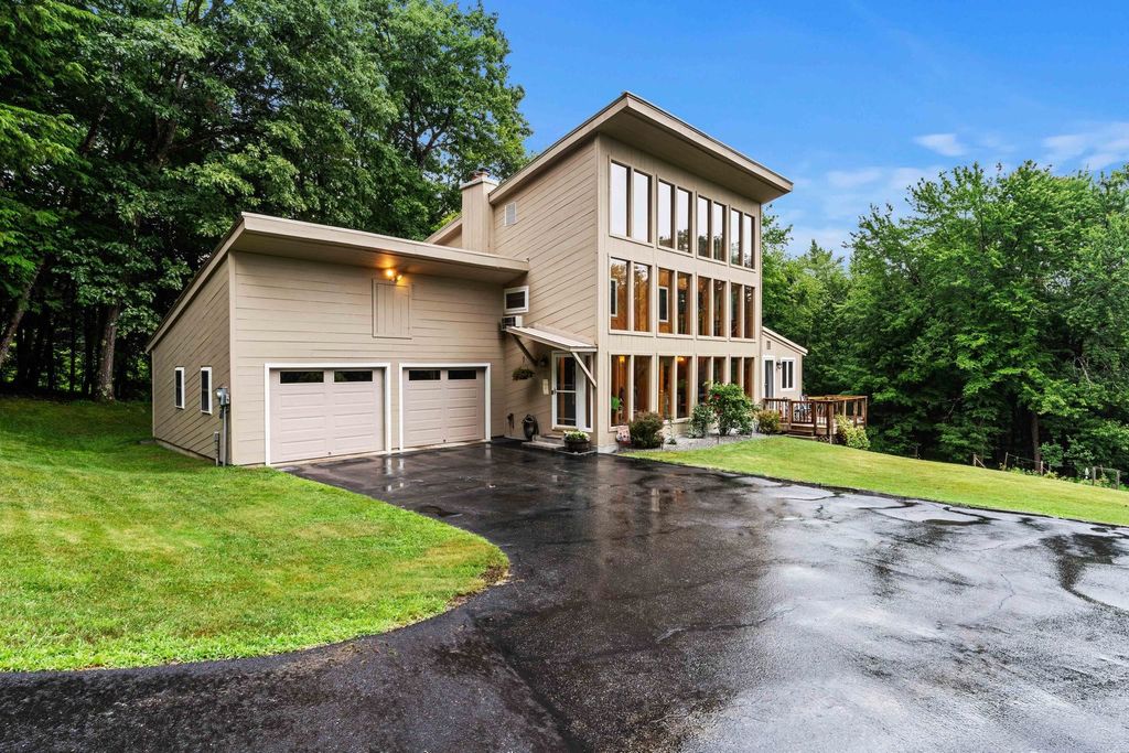 42 Thorndike Road, Weare, NH 03281