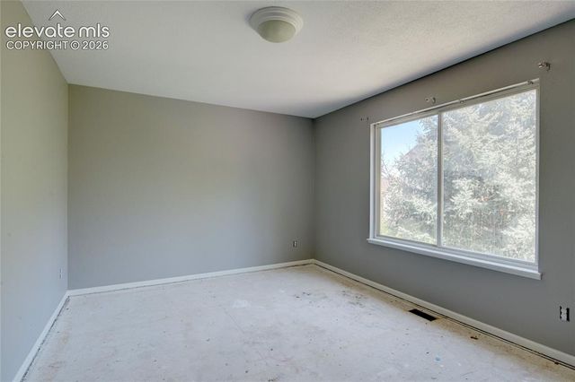 5655 Saddle Rock Road, Colorado Springs, CO 80918