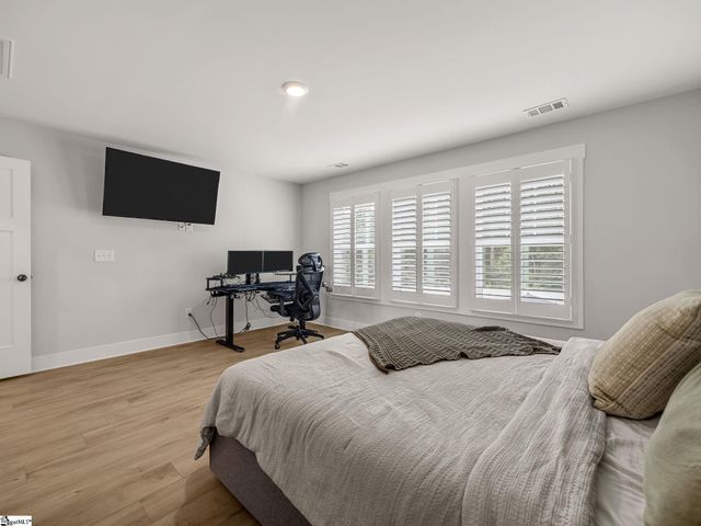 373 Fenwick Drive, Woodruff, SC 29388