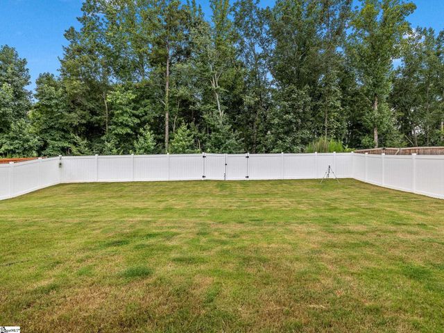 373 Fenwick Drive, Woodruff, SC 29388