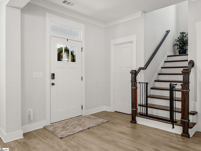 373 Fenwick Drive, Woodruff, SC 29388