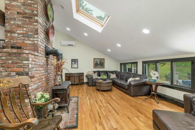 125 Castle Hill Road, Windham, NH 03087
