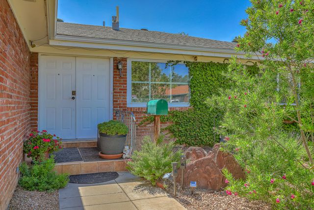 2905 San Pablo Street NE, Albuquerque, NM 87110