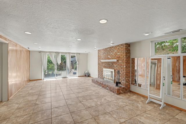 2905 San Pablo Street NE, Albuquerque, NM 87110