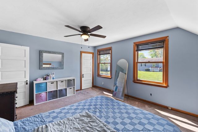14 Park St, Auburn, MA 01501