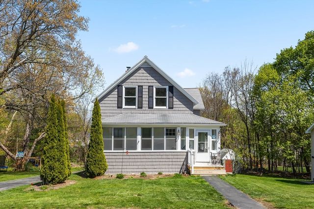 14 Park St, Auburn, MA 01501