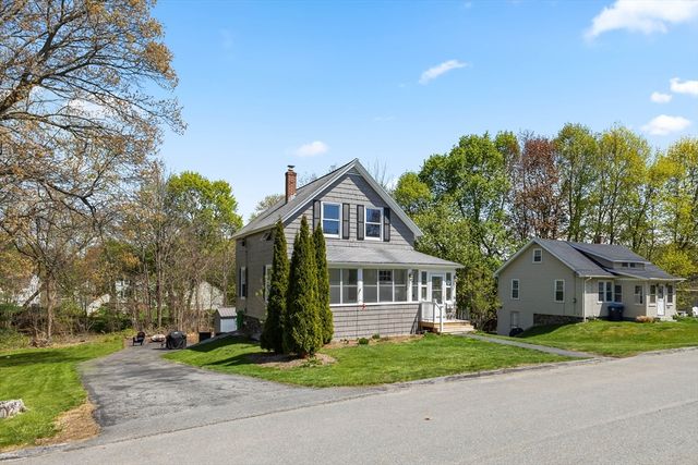 14 Park St, Auburn, MA 01501