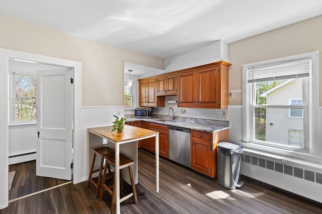 14 Park St, Auburn, MA 01501