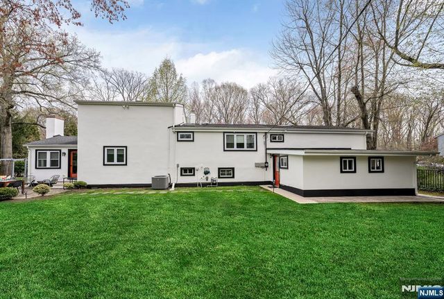 80 Harrington Avenue, Closter, NJ 07624