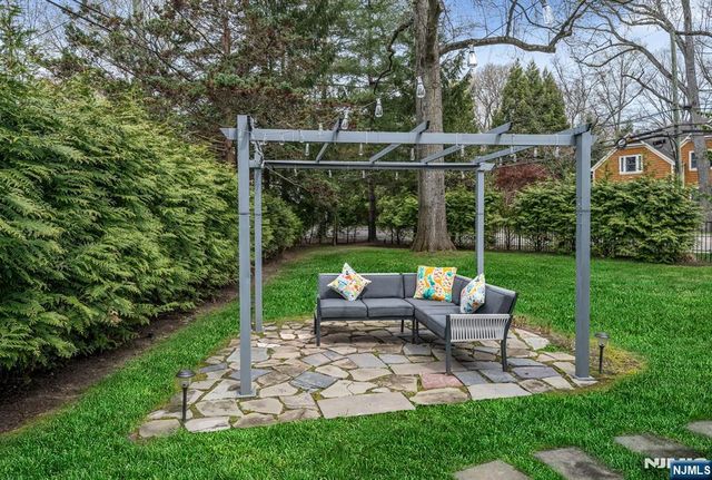 80 Harrington Avenue, Closter, NJ 07624