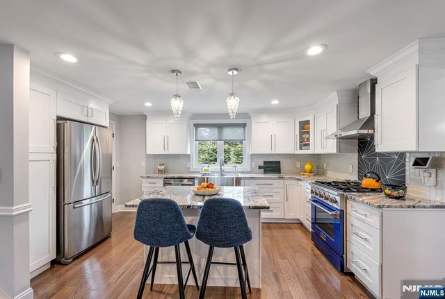 80 Harrington Avenue, Closter, NJ 07624