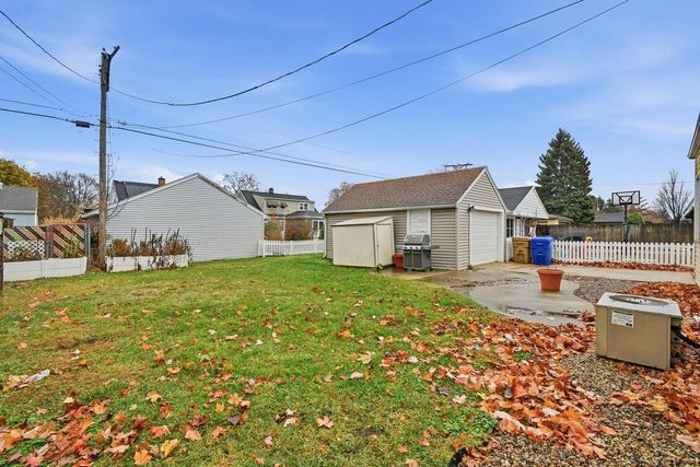 7615 37th AVENUE, Kenosha, WI 53142