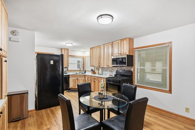 7615 37th AVENUE, Kenosha, WI 53142