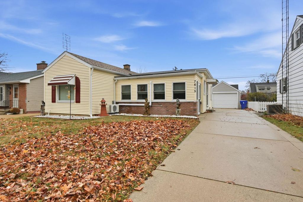 7615 37th AVENUE, Kenosha, WI 53142