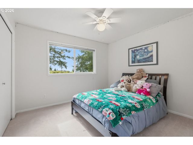 9890 Sw GRABHORN Rd, Beaverton, OR 97007