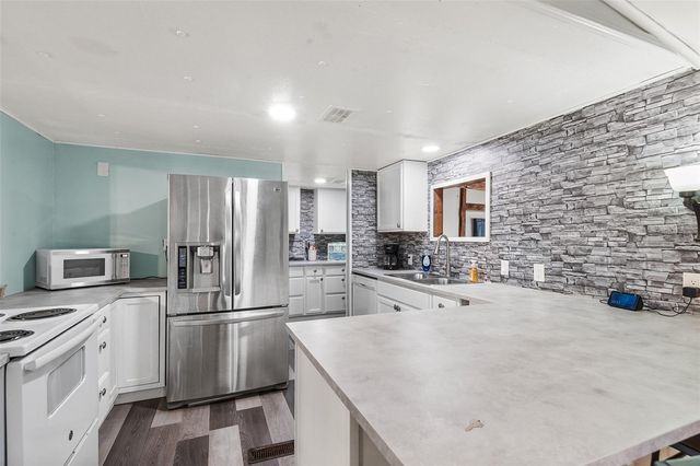 16819 SUGAR BERRY LANE, Montverde, FL 34756