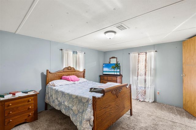 16819 SUGAR BERRY LANE, Montverde, FL 34756