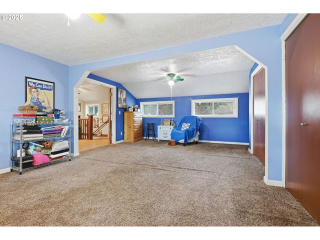 2316 Se 141ST Ave, Portland, OR 97233