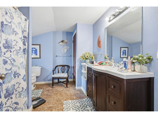 2316 Se 141ST Ave, Portland, OR 97233