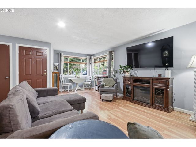 2316 Se 141ST Ave, Portland, OR 97233